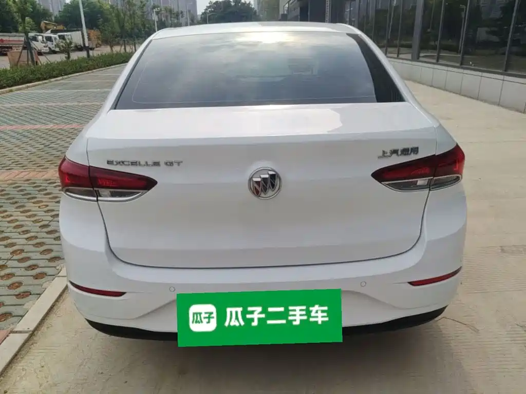 Buick Excelle — миниатюра 6