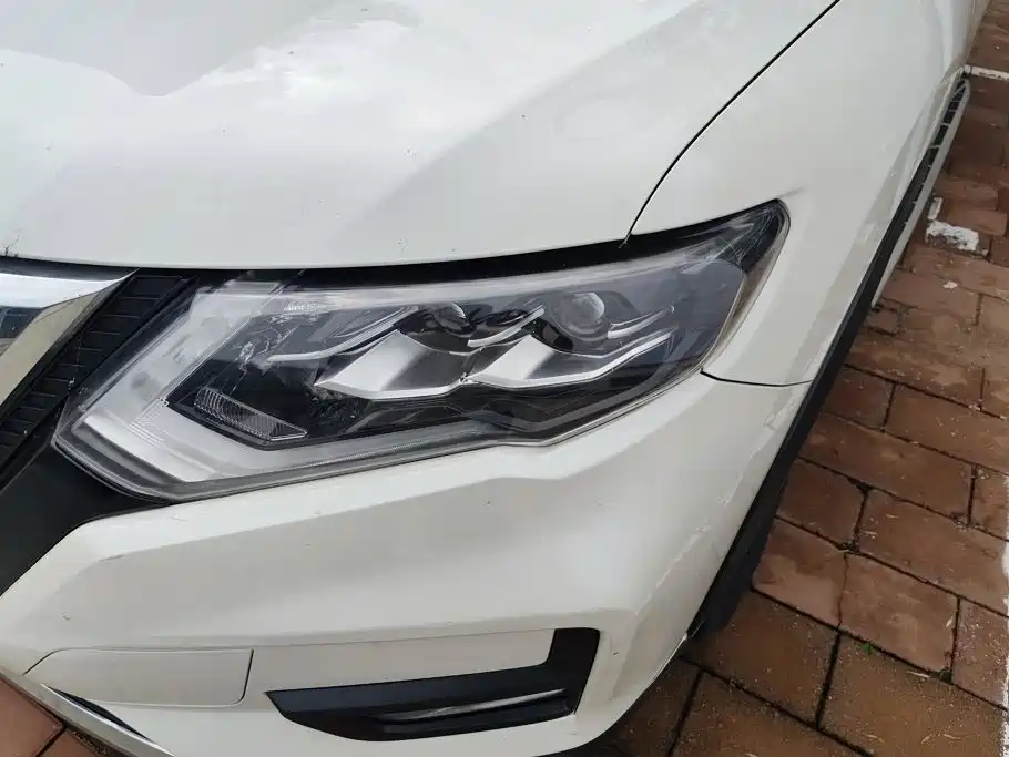 Nissan X-Trail — миниатюра 5