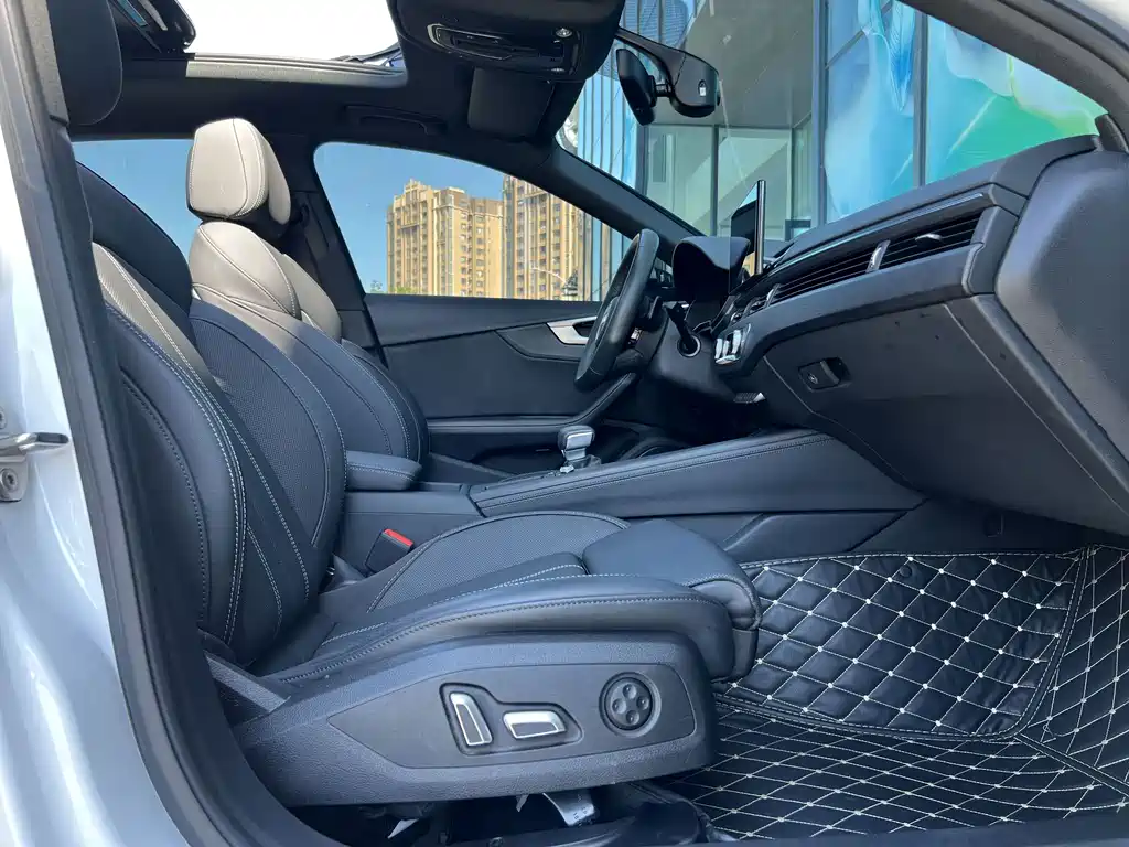 Audi A4L — миниатюра 28