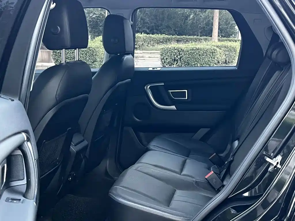 Land Rover Discovery Sport — миниатюра 10