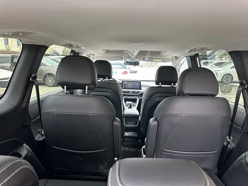 SAIC MAXUS EVERYONE 5