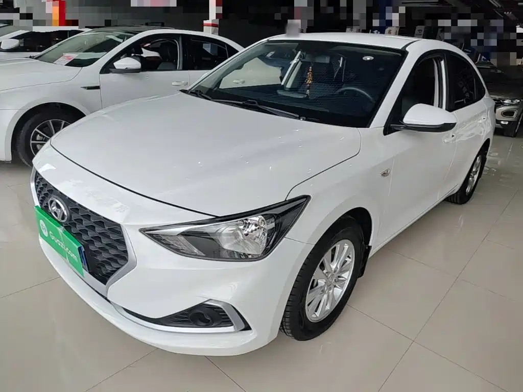 Hyundai Elantra — миниатюра 2
