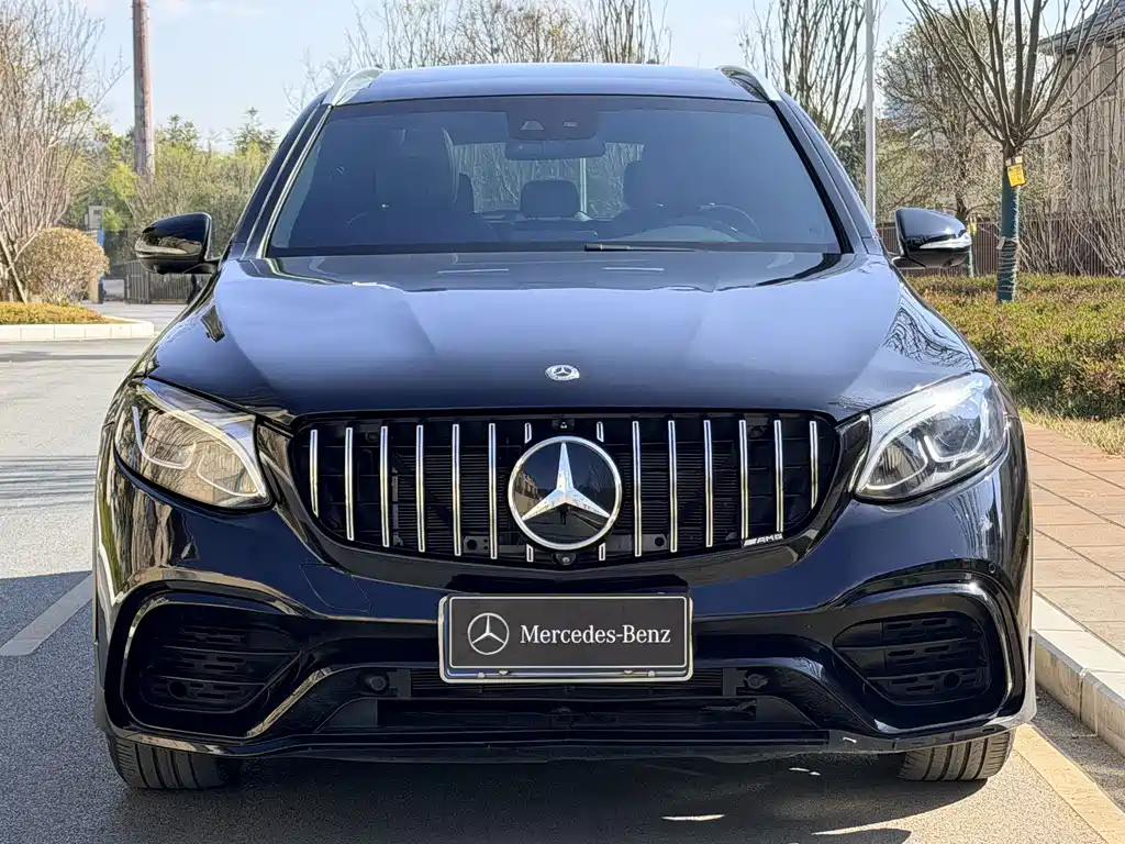 MERCEDES-BENZ GLC