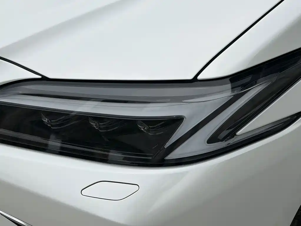 Lexus ES — миниатюра 3