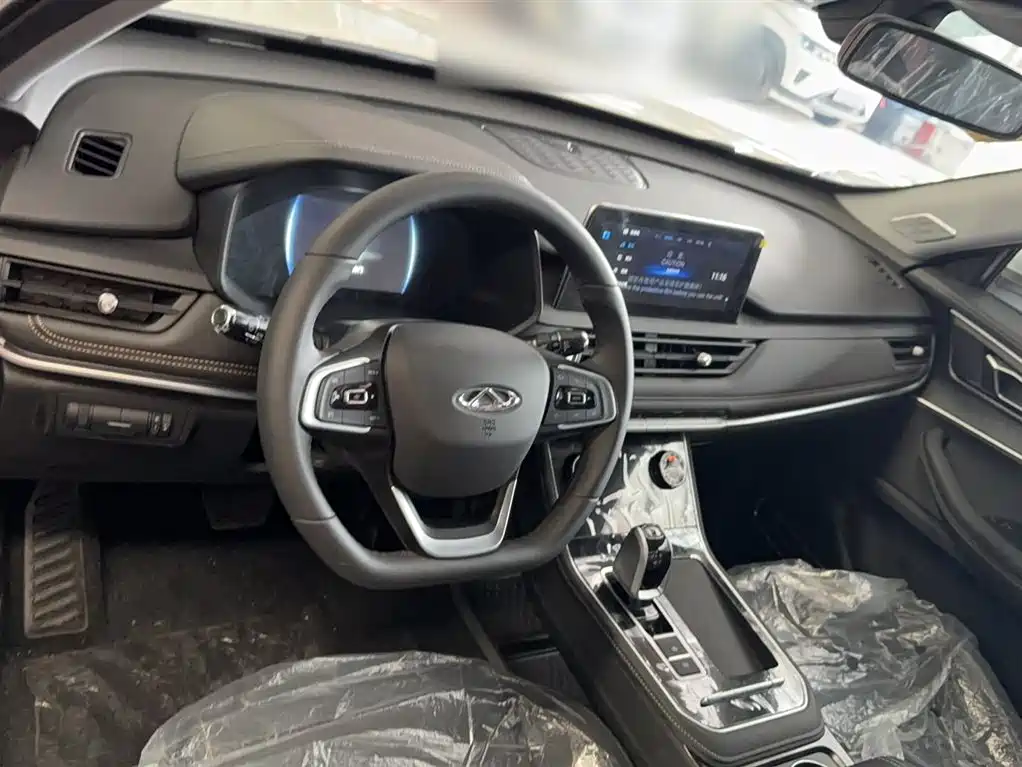 Chery Tiggo 8 8 2024 230TCI AT 7 мест