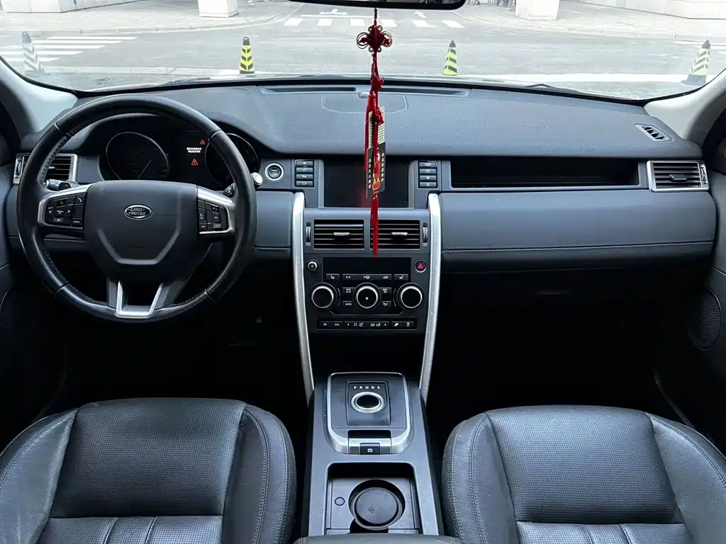 Land Rover Discovery Sport — миниатюра 9