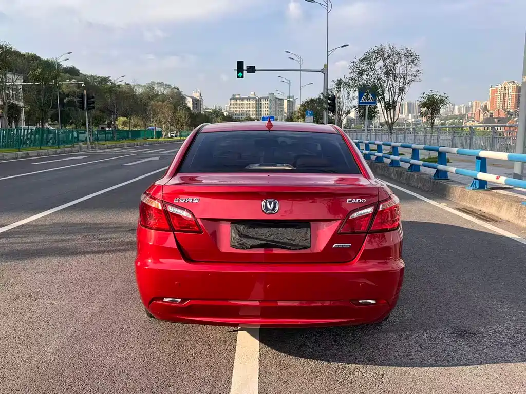 Changan Eado — миниатюра 9