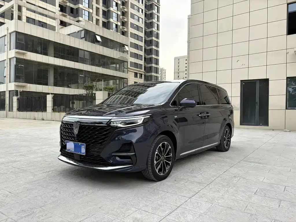Roewe iMAX8 2021