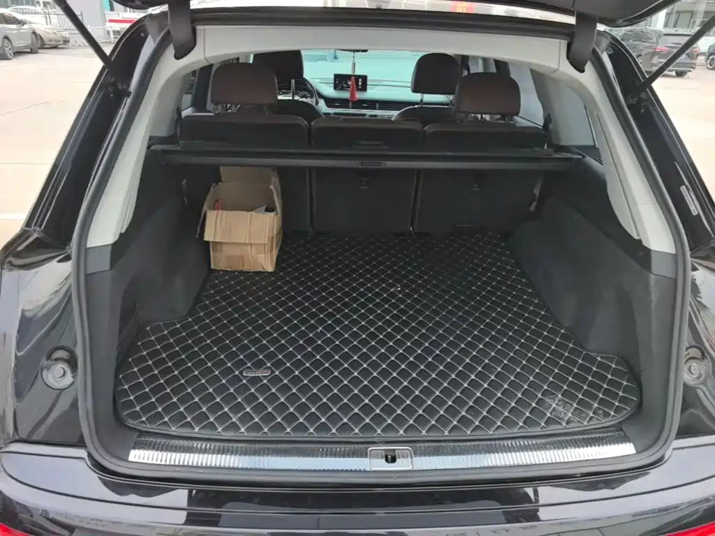 Audi Q7 — миниатюра 19