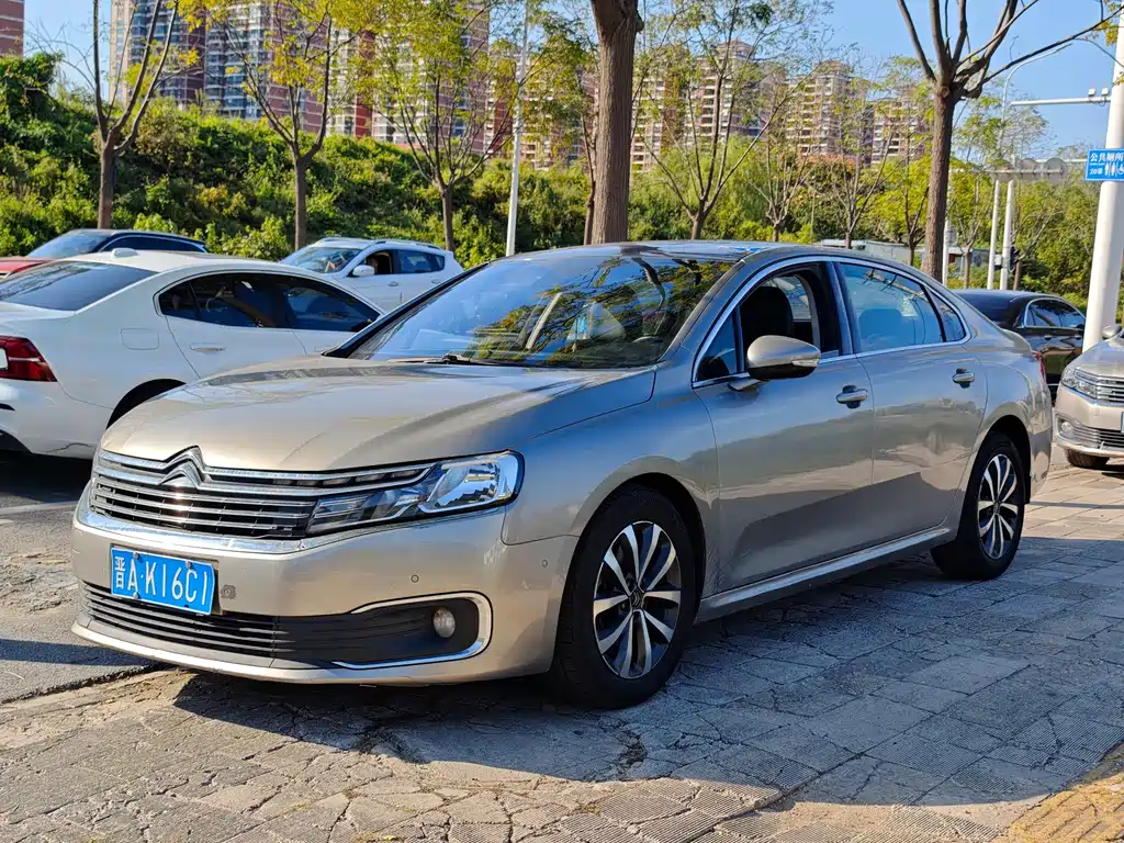 Citroen C6