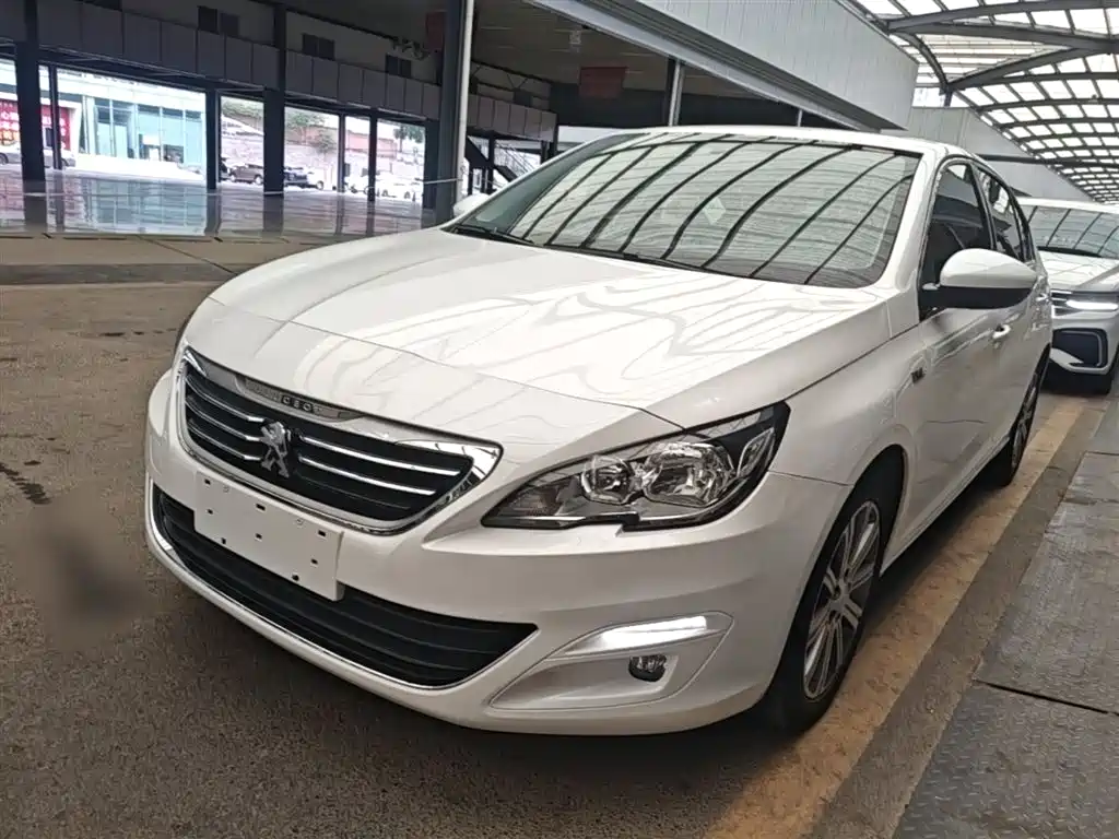Peugeot 408 2017