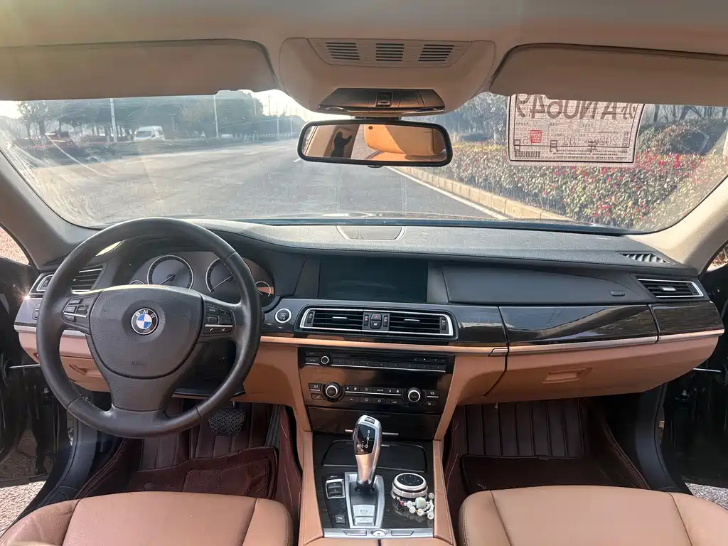 BMW 7 Series 7 2011 730Li Elegant