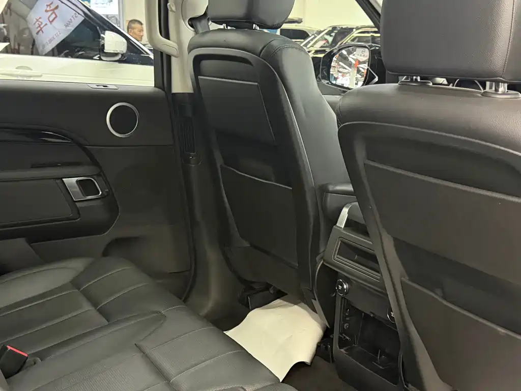 Land Rover Discovery — миниатюра 9
