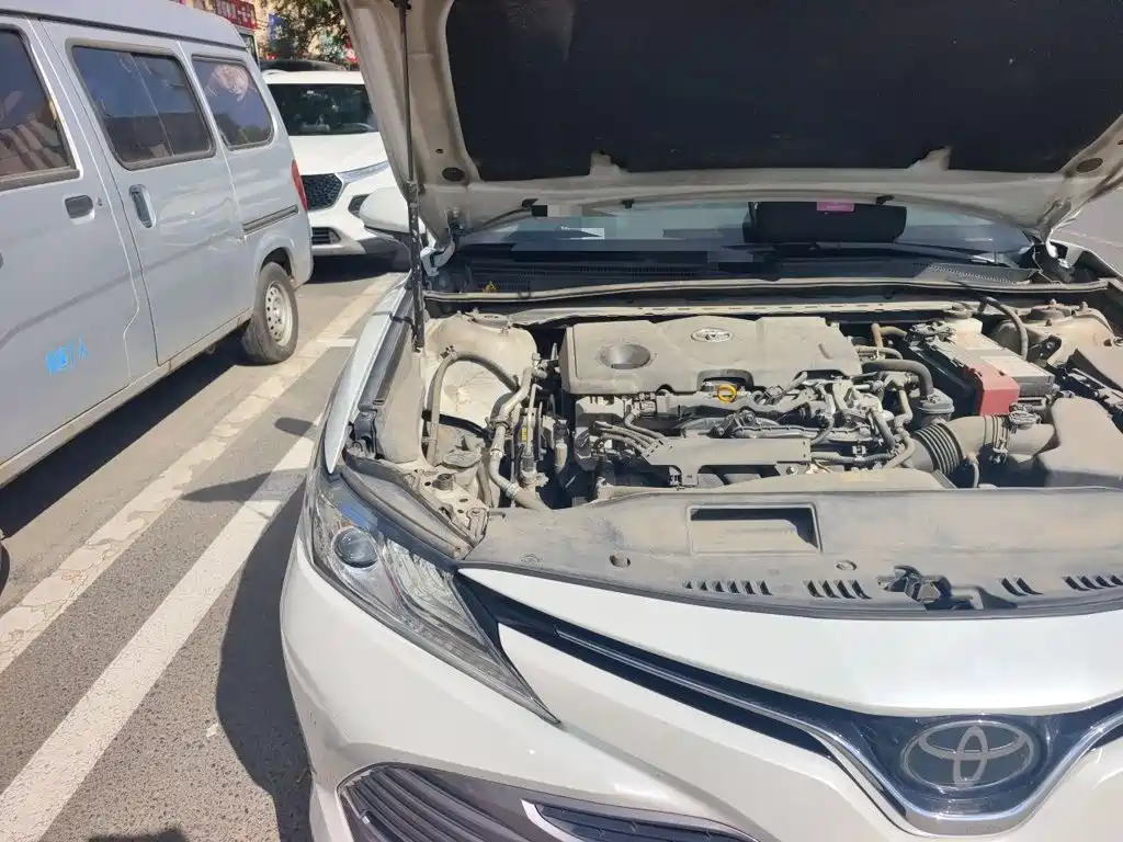 Toyota Camry — миниатюра 20