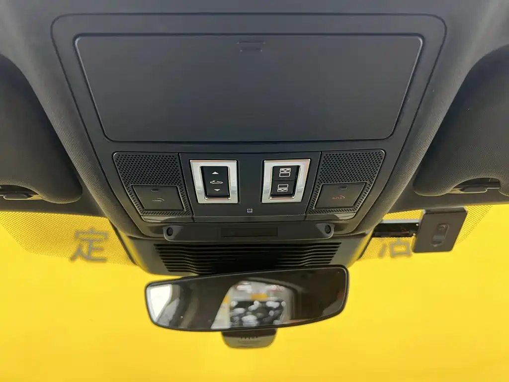 Jaguar XFL — миниатюра 33