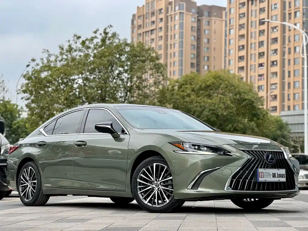 Lexus ES — миниатюра 3