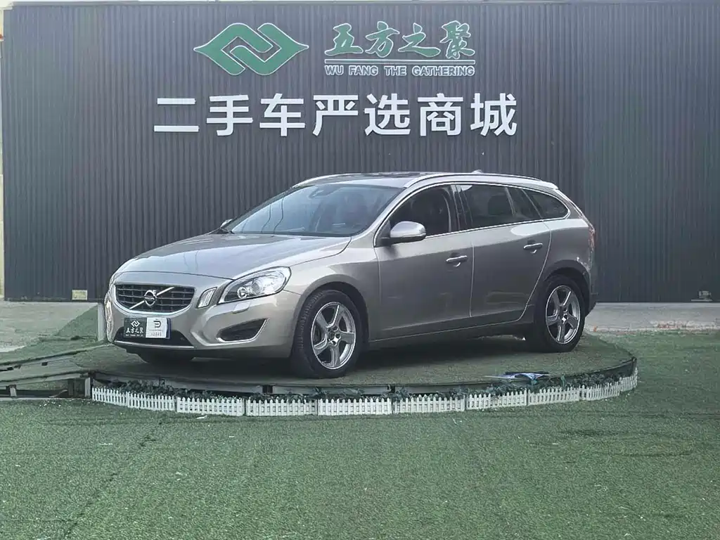 Volvo V60 2013