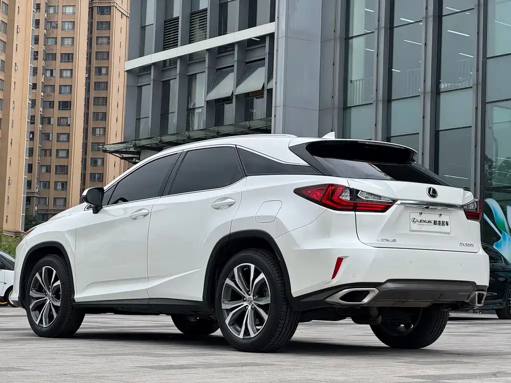 Lexus RX — миниатюра 4