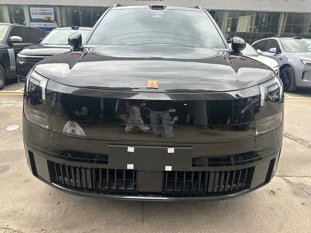 Lynk & Co 900 2025 1.5T Ultra 6 мест