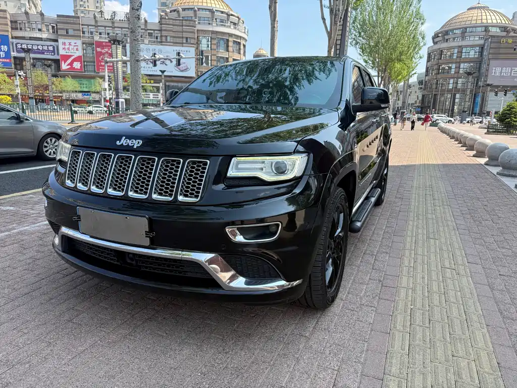 Jeep Grand Cherokee (Import) 2016