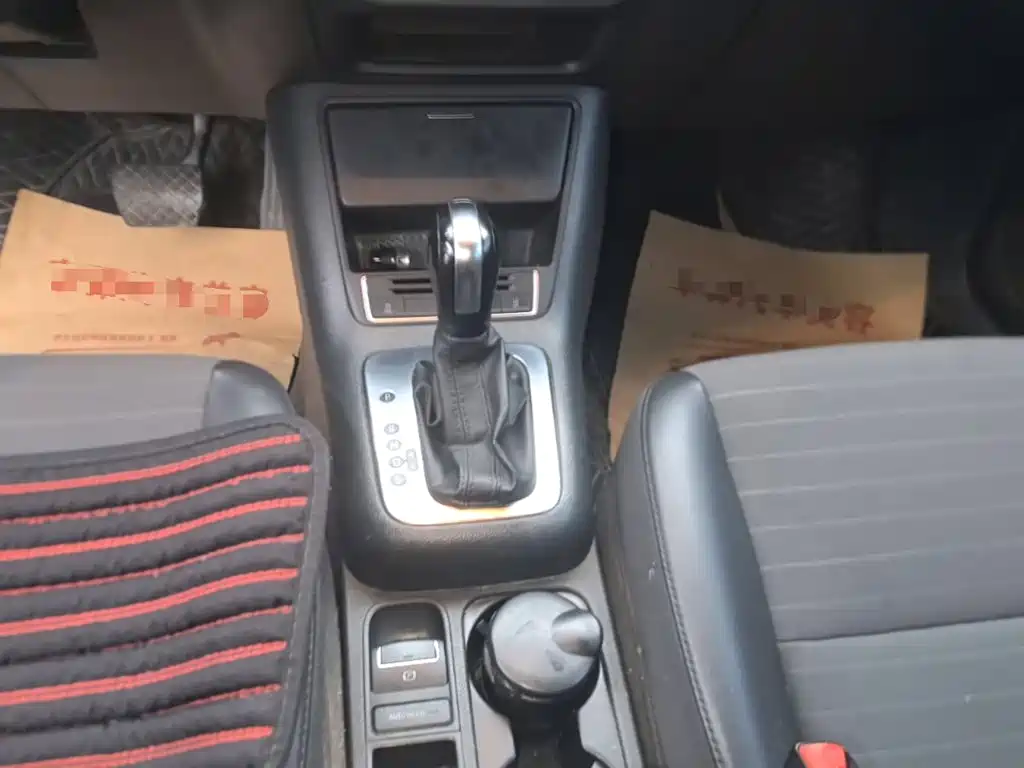 Volkswagen Tiguan — миниатюра 14