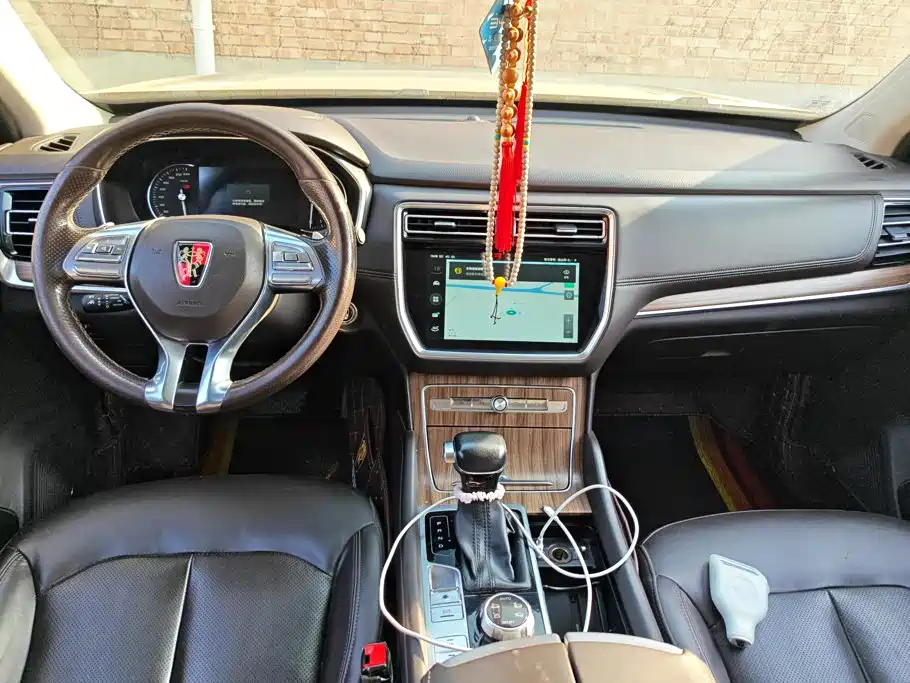 Roewe RX8 — миниатюра 12