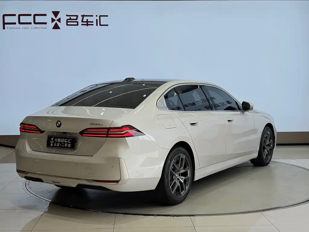 BMW 5 Series 5 2025 530Li Lead M Sport