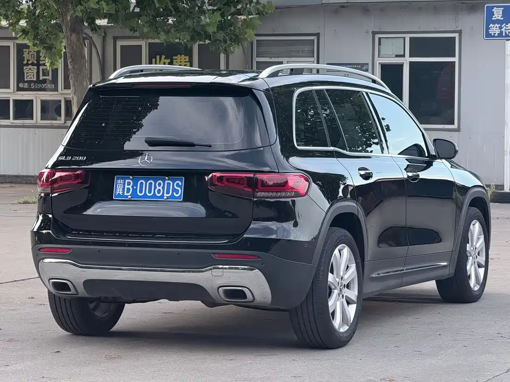Mercedes-Benz GLB — миниатюра 6