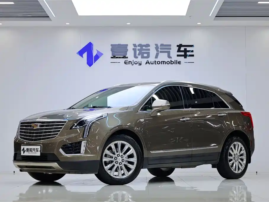 Купить Cadillac XT5