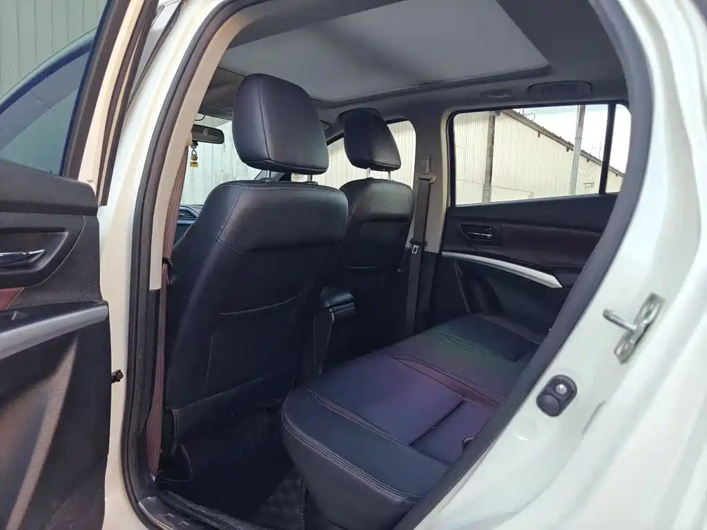 Suzuki Vitara — миниатюра 5