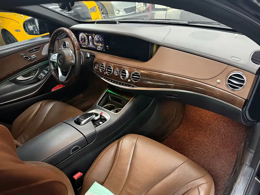 Mercedes-Benz S-Class — миниатюра 7