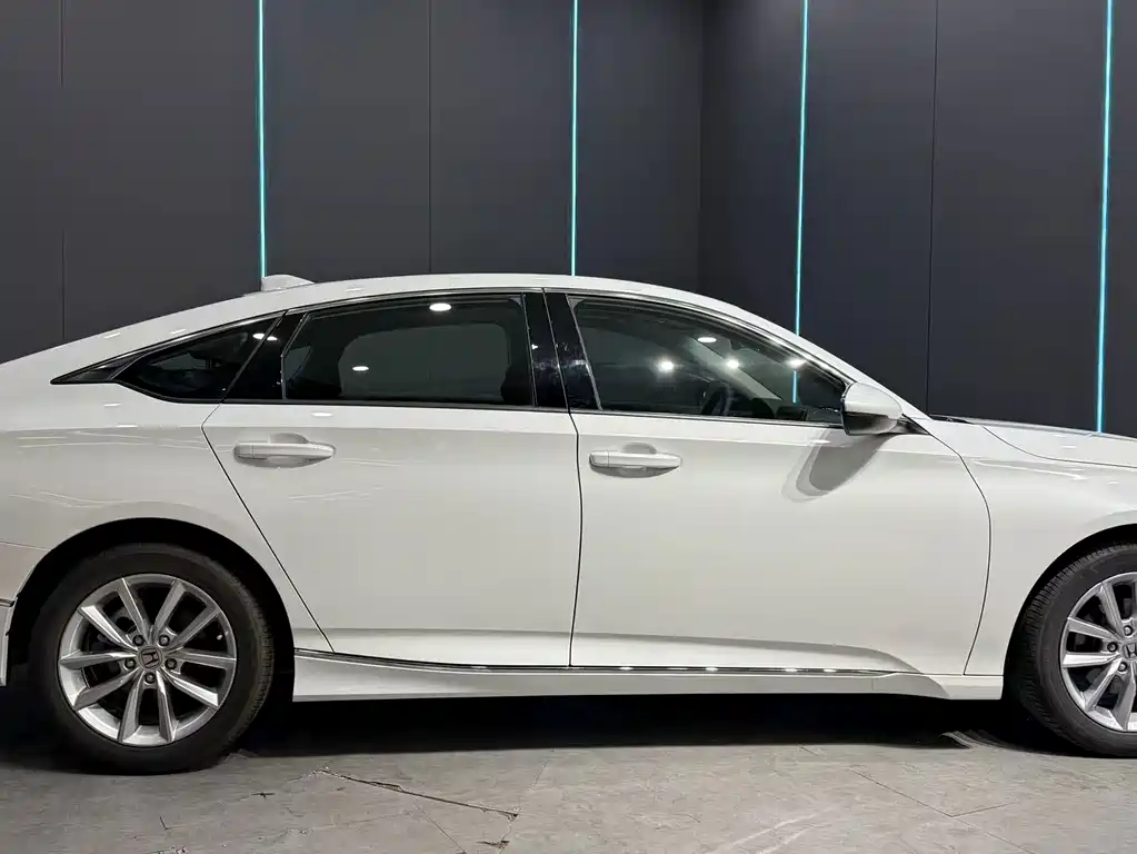 Honda Accord — миниатюра 4