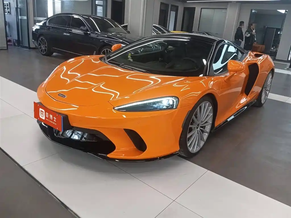 McLaren GT 2023