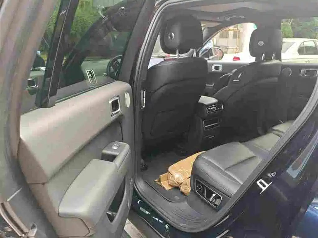 Li Auto Li L7 — миниатюра 4