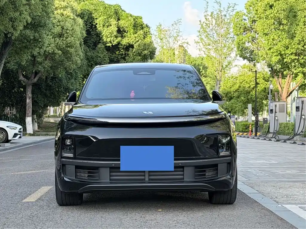 Li Auto L8 2024 Pro