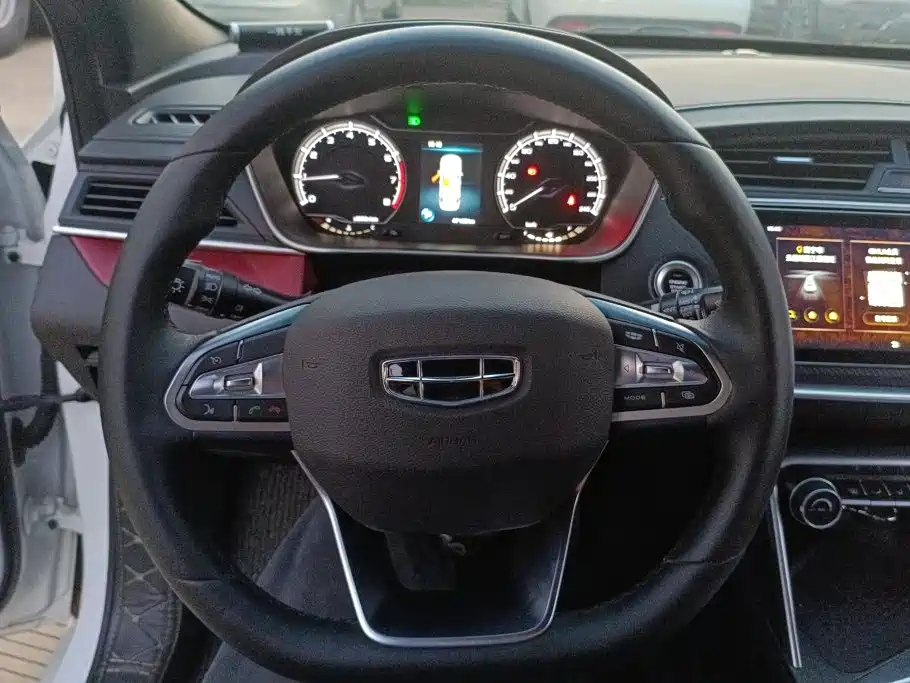 Geely Binrui — миниатюра 15