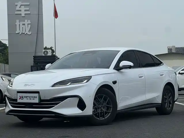 2025 BYD Seal