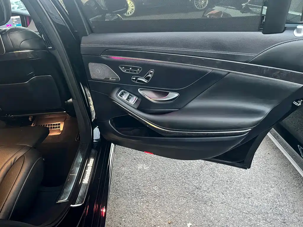 Mercedes-Benz S-Class — миниатюра 30
