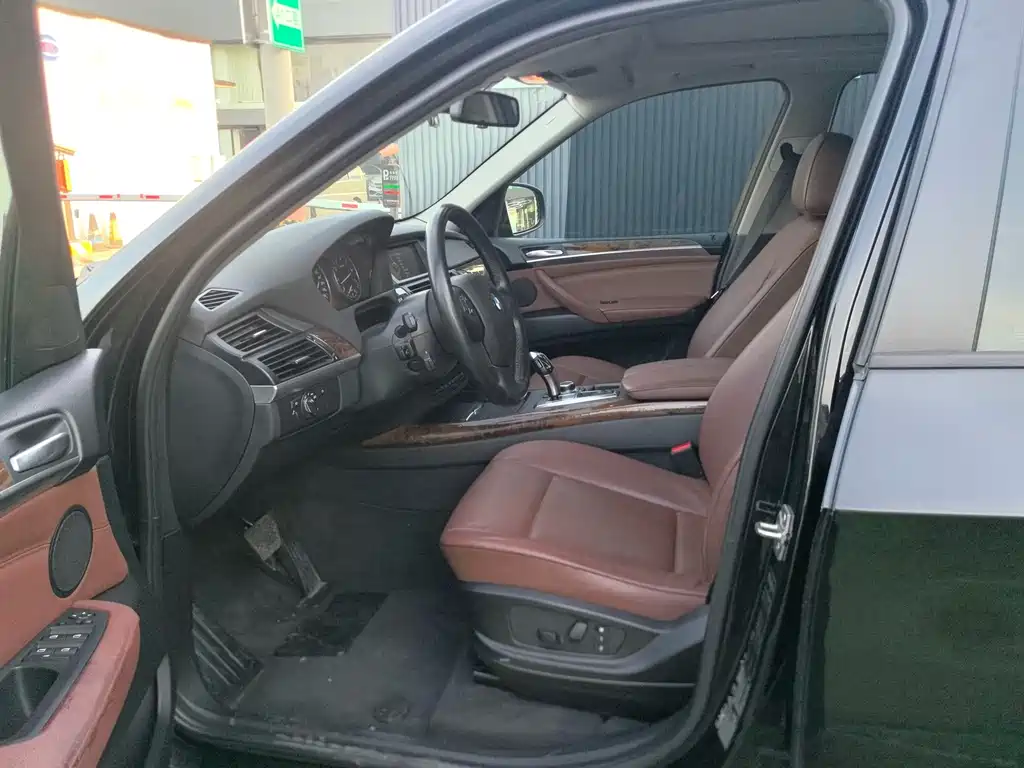 BMW X5 (Import) — миниатюра 5