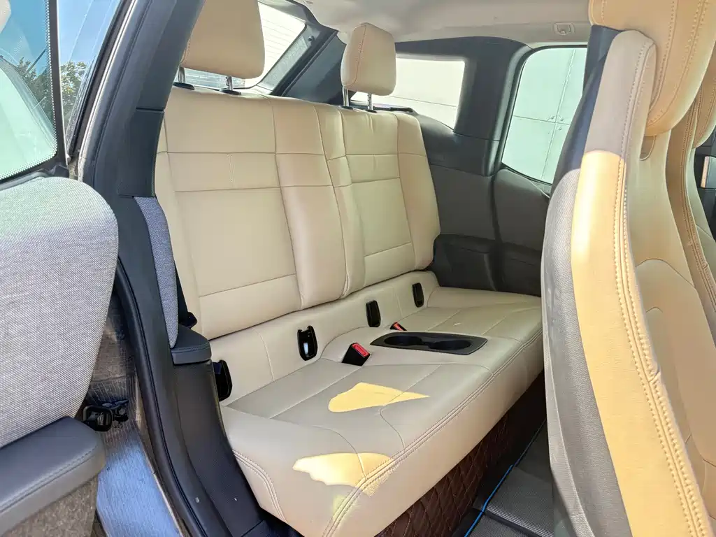 BMW i3 (Import) — миниатюра 12