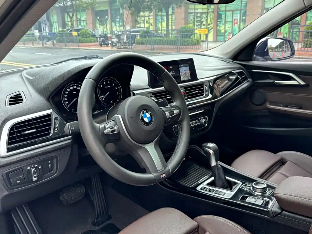 BMW 1 Series — миниатюра 18