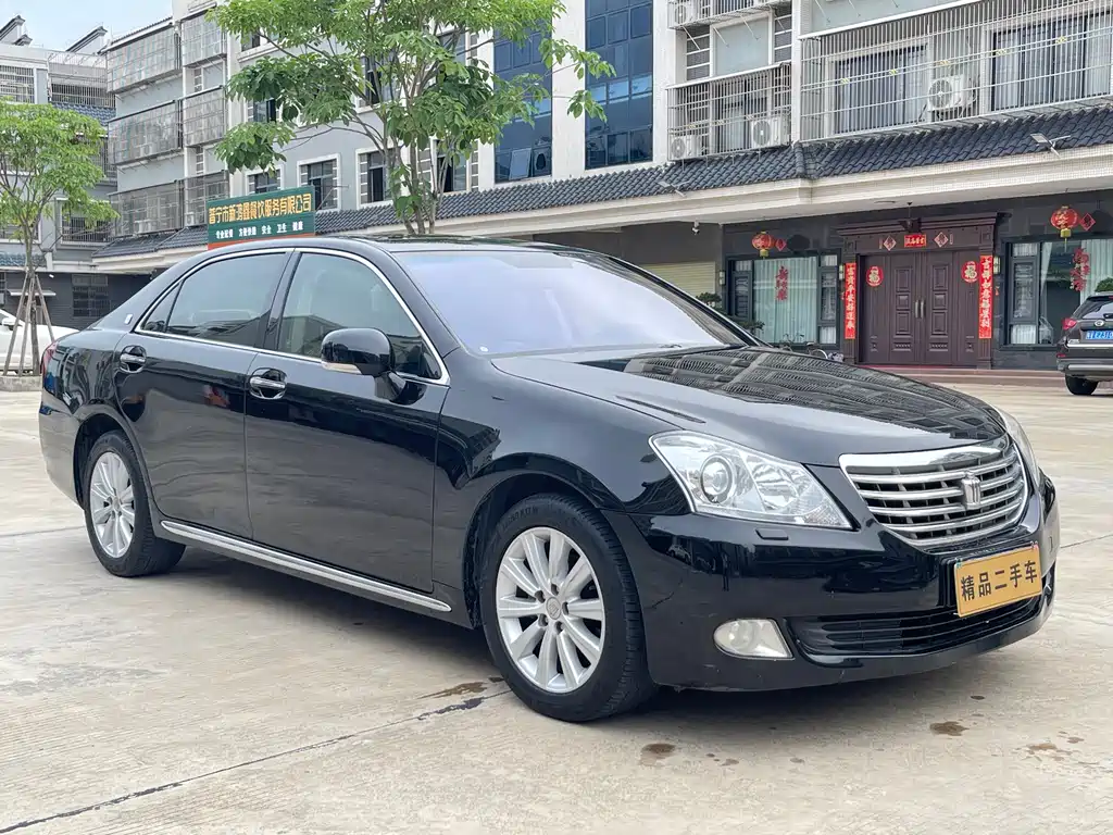 Toyota Crown 2010 2.5L Royal