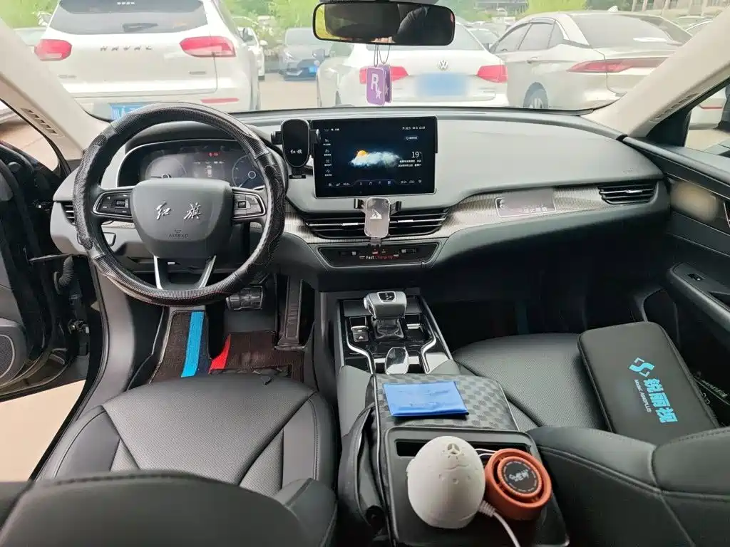 Hongqi Hongqi E-QM5 — миниатюра 10