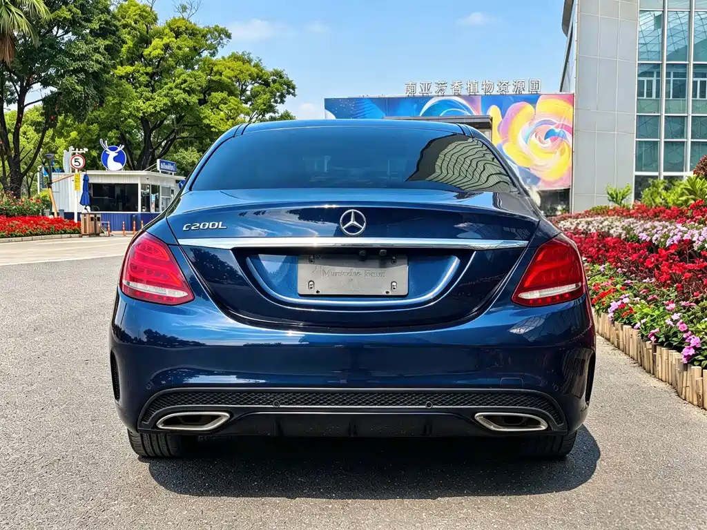 Mercedes-Benz C-Class — миниатюра 13