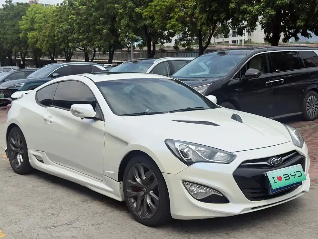 Hyundai Genesis Coupe — миниатюра 3