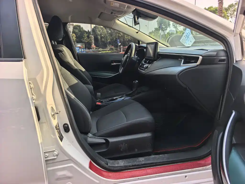 Toyota Corolla — миниатюра 12
