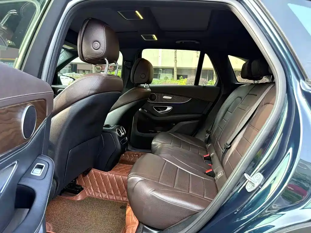 Mercedes-Benz GLC — миниатюра 9
