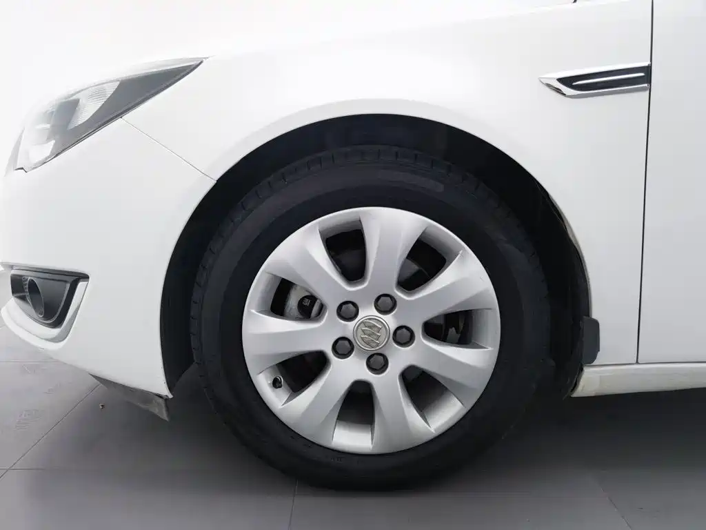 Buick Regal — миниатюра 17