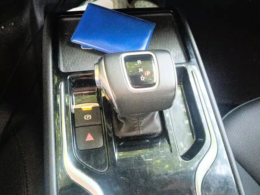 Hongqi Hongqi E-QM5 — миниатюра 16