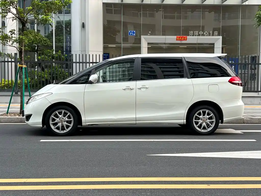 BYD M6 — миниатюра 26
